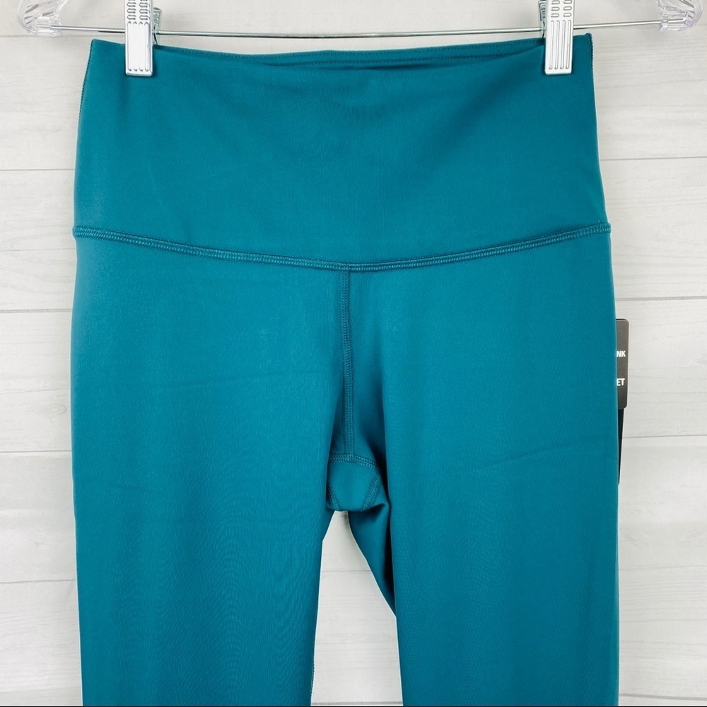 Women’s 90 Degree Green Leggings - Picture 4 of 7